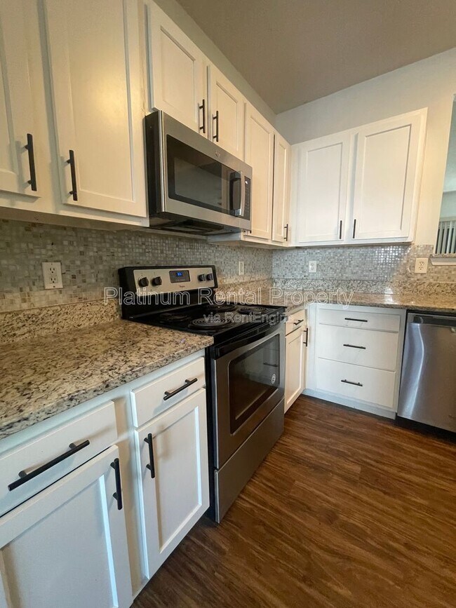 Building Photo - 2291 Bigwood Trail