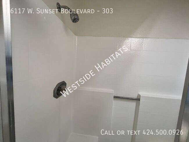 Building Photo - 16117 W Sunset Blvd