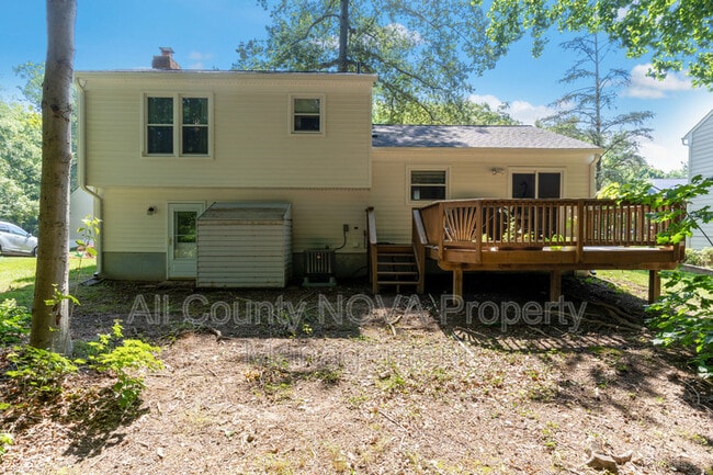 Building Photo - 12112 Amblewood Dr