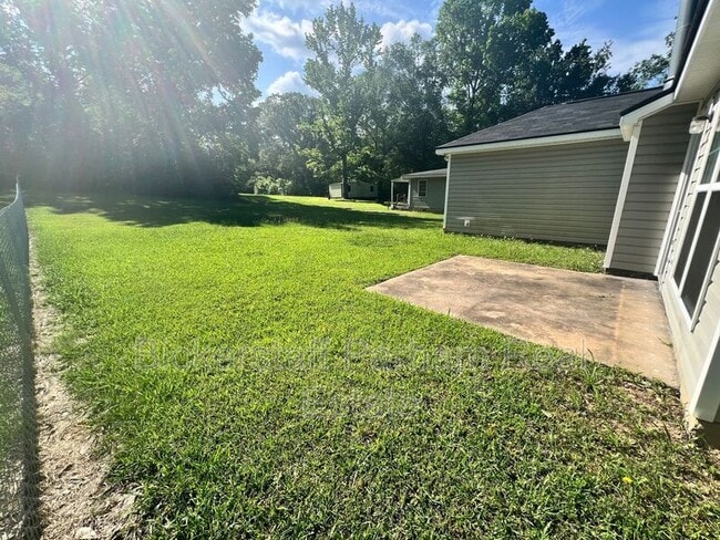 Building Photo - 546 Wilder Dr
