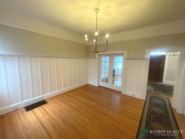 Building Photo - Spacious 4BR/2BA in Mission Terrace – San Francisco