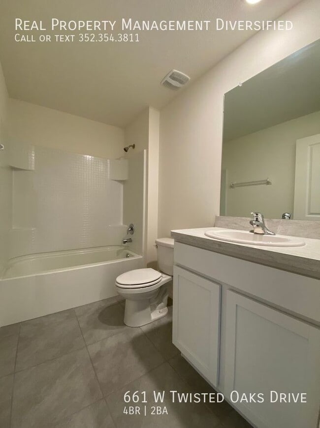 Building Photo - 4801 N Forest Ridge Blvd