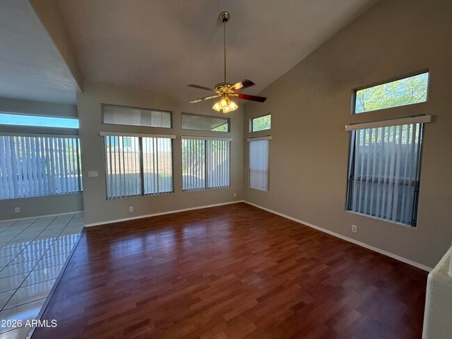 Building Photo - 1253 N Spire Ct