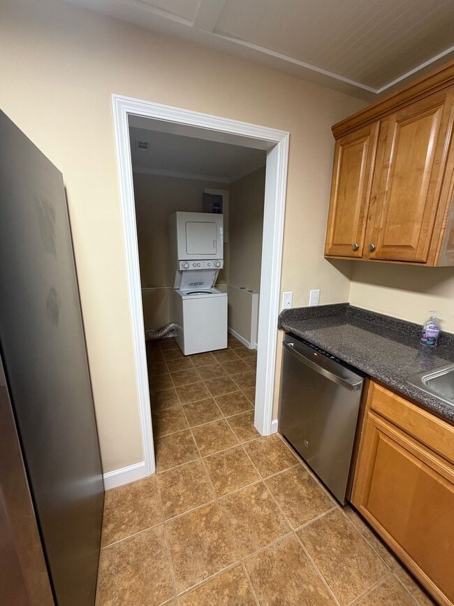 Building Photo - 2 Bedroom / 1.5 Bath Home in Kingsport TN
