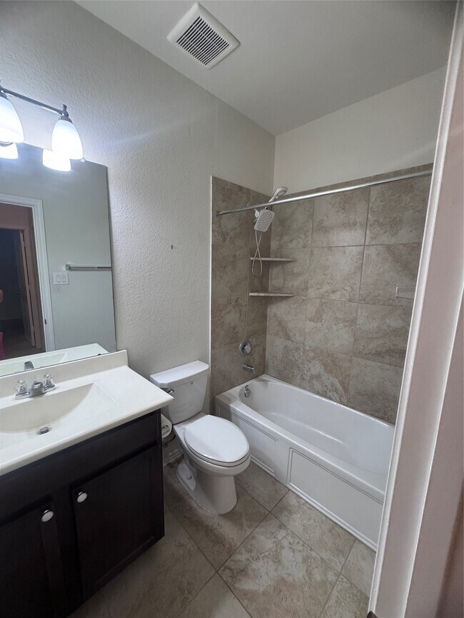 Building Photo - 737 Montclair Mist Ln