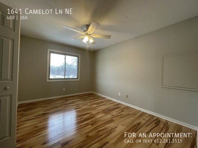 Building Photo - 1641 Camelot Ln NE