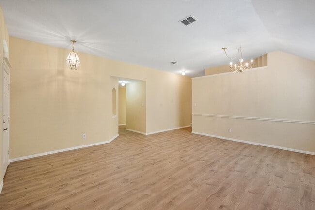 Building Photo - 600 Dover Park Trail