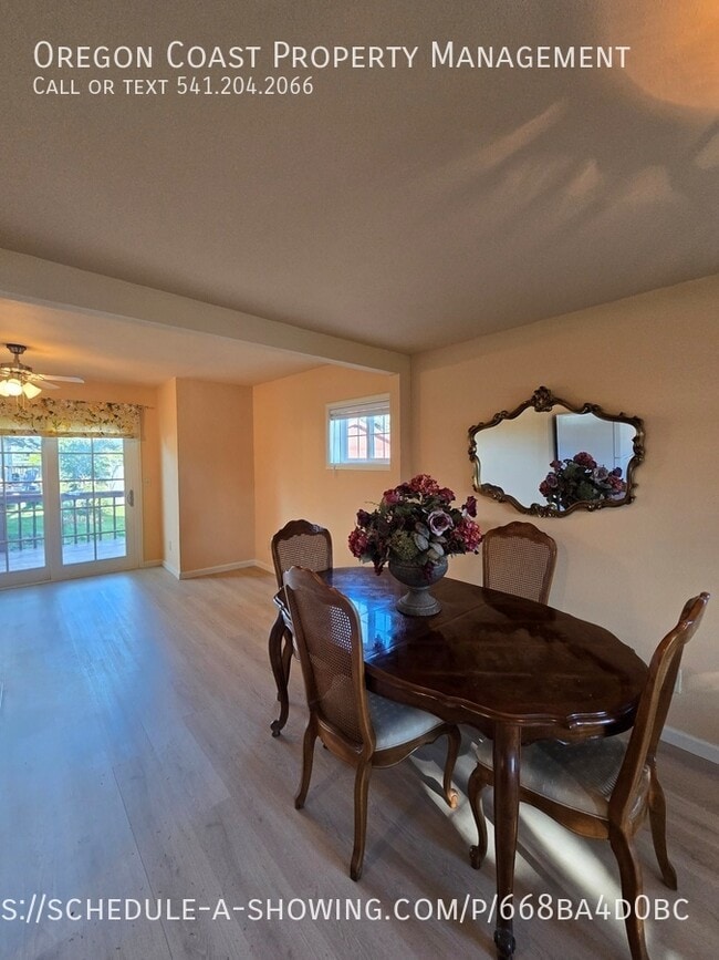 Building Photo - 1441 NW 20th St