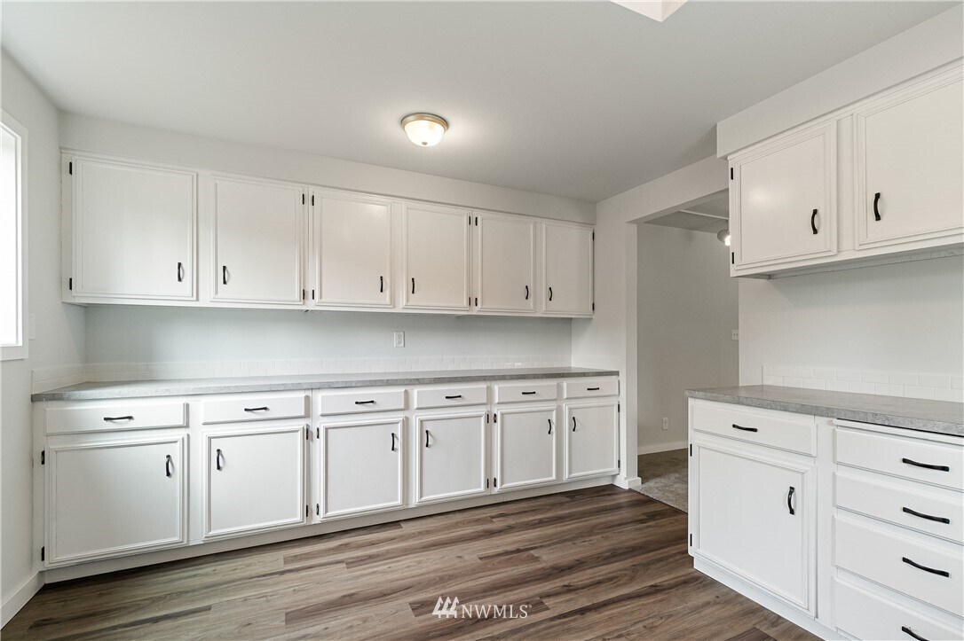 Building Photo - 1102 Yew St