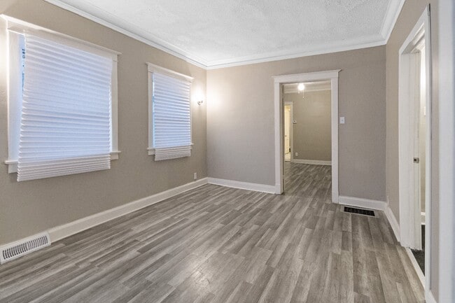 Building Photo - Charming 3-Bedroom Home | 1 Bath | In-Unit Laundry | Updated Kitchen – $2,075/month