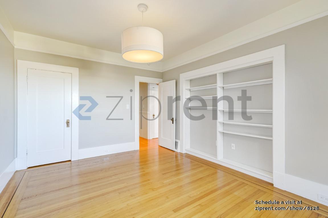 Building Photo - Unit