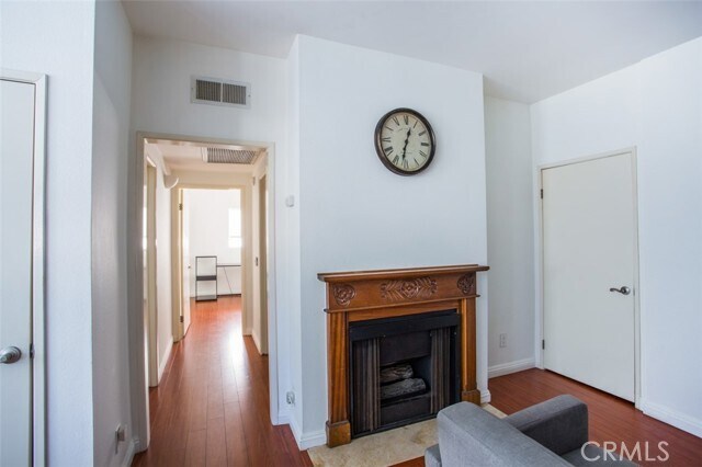 Building Photo - 3261 Sawtelle Blvd