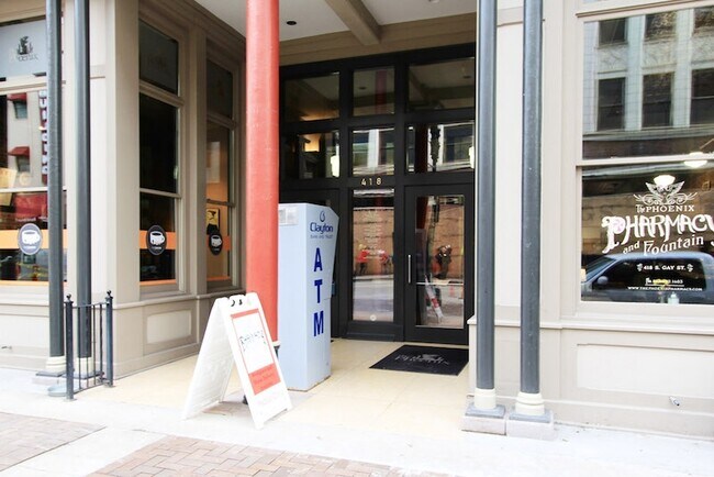 Building Photo - 418 S Gay St