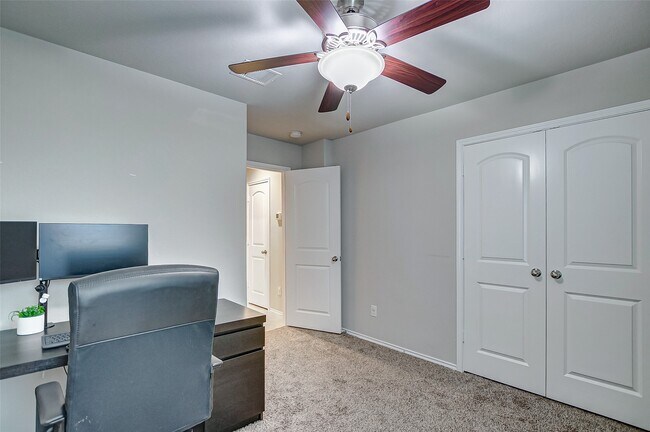 Building Photo - 23819 Padova Gardens Dr