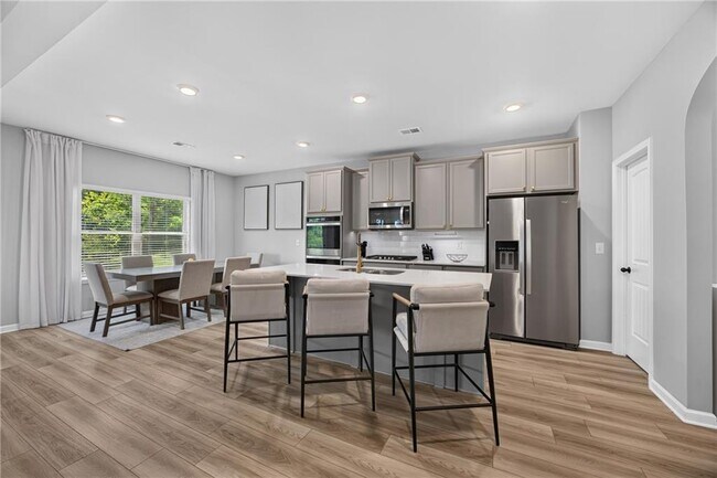 Building Photo - 4778 Sultana Way