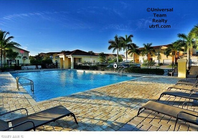 Building Photo - 16081 Via Solera Cir