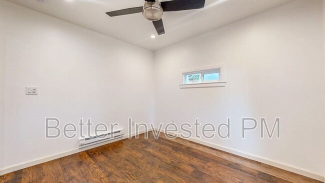 Building Photo - 531 Living Oak Ct