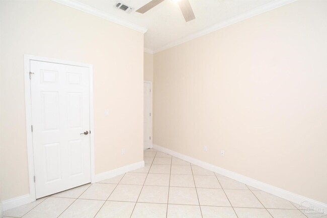 Building Photo - 2563 2nd Ct