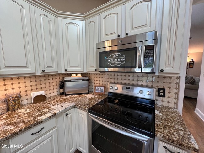 Building Photo - 111 Stone Ridge Ct