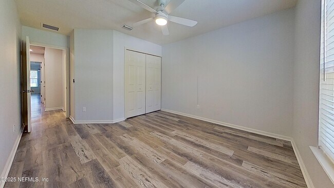 Building Photo - 12275 Deersong Dr