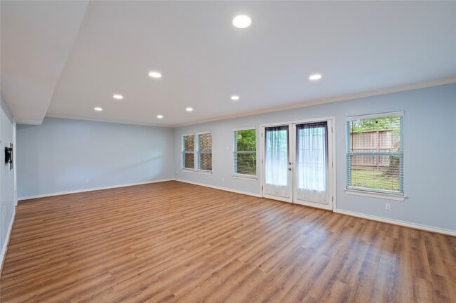 Building Photo - 3 Dorado Dr