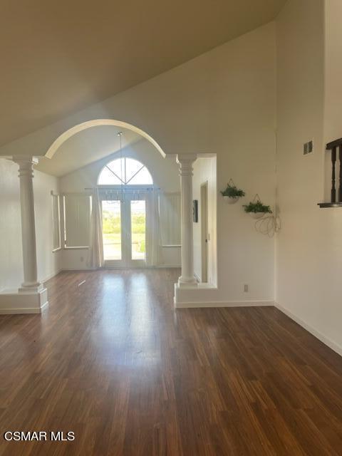 Building Photo - 376 Fresh Meadows Rd