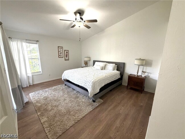 Building Photo - 3740 Fieldstone Blvd