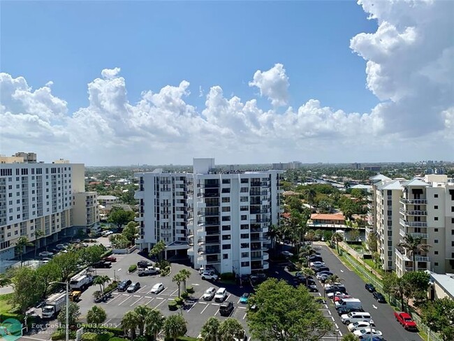Building Photo - 1360 S Ocean Blvd