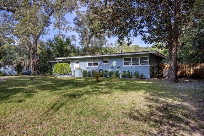 Building Photo - 601 NW 34th Ter
