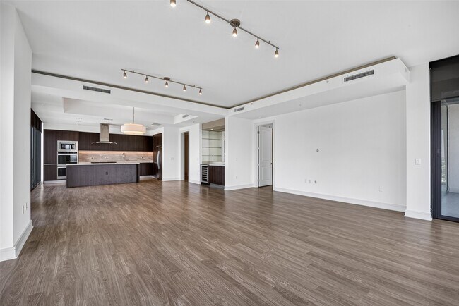 Building Photo - 2651 Kipling St