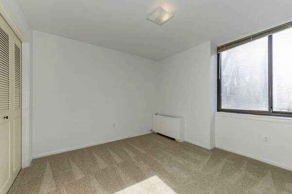 Bed 2 - 4390 Lorcom Ln