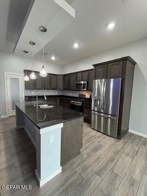 Building Photo - 13130 Emerald Isle St