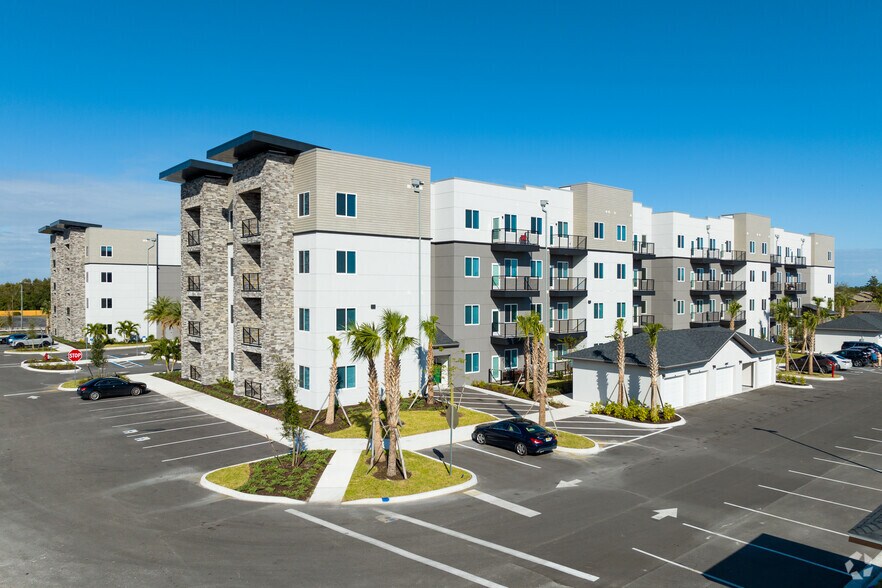 4881 Diary Rd Melbourne, FL 32904 - Parasol Melbourne