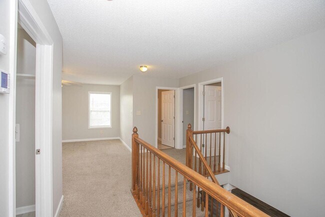 Building Photo - 822 Sugarcane Way