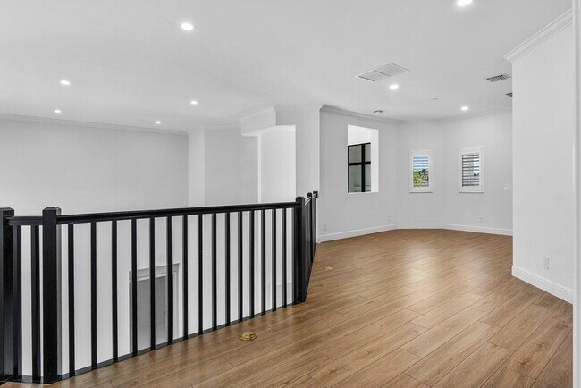 Building Photo - 6990 NW 27th Ave