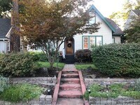 Building Photo - Beautiful 4 Bedroom Home