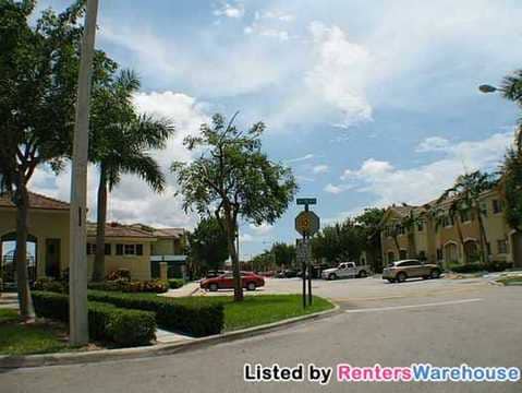 Building Photo - 1623 SE 31st Ct