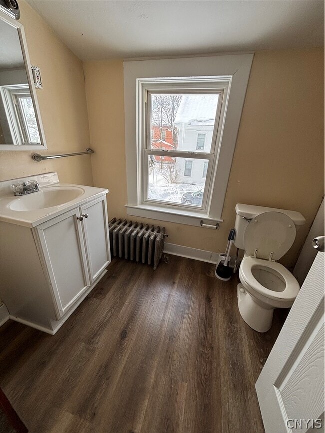 Building Photo - 309 Mullin St