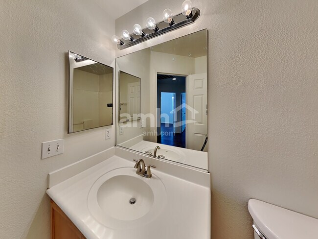 Building Photo - 5919 Bristol Crest Ln