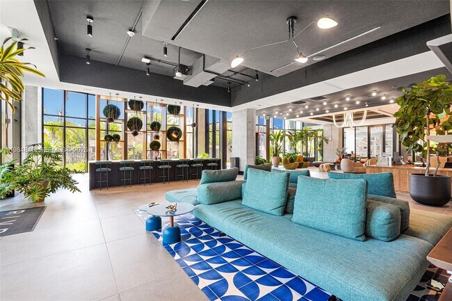 Building Photo - 307 SW 5th St