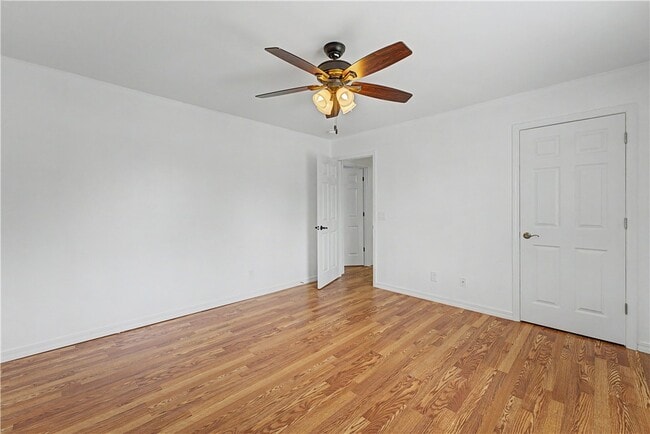 Building Photo - 5213 S 62nd St