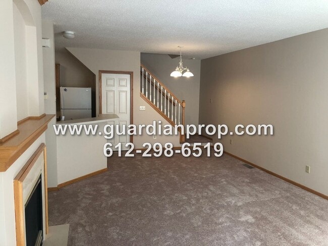 Building Photo - 1875 Bluestem Ln