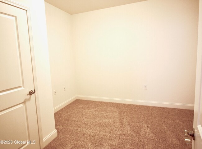 Building Photo - 3 Kilburn Ct