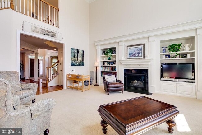 Building Photo - 42463 Pine Forest Dr