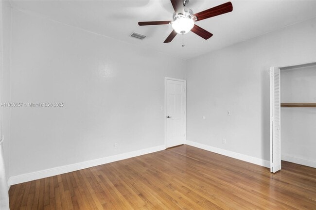 Building Photo - 1711 SW 14th Terrace