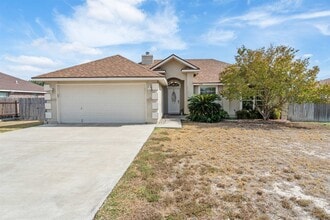 Building Photo - 208 Ramon Cardenas Dr