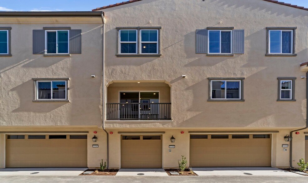 Building Photo - 1208 Mountain Laurel Rd