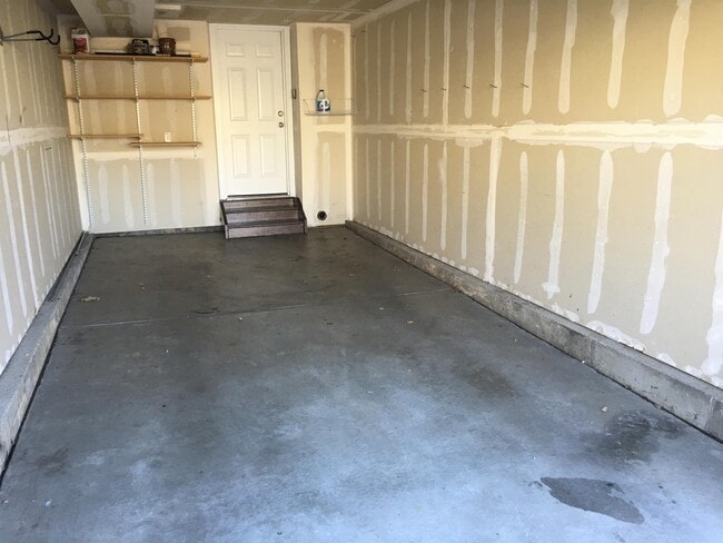 Building Photo - 14300 Waterside Ln