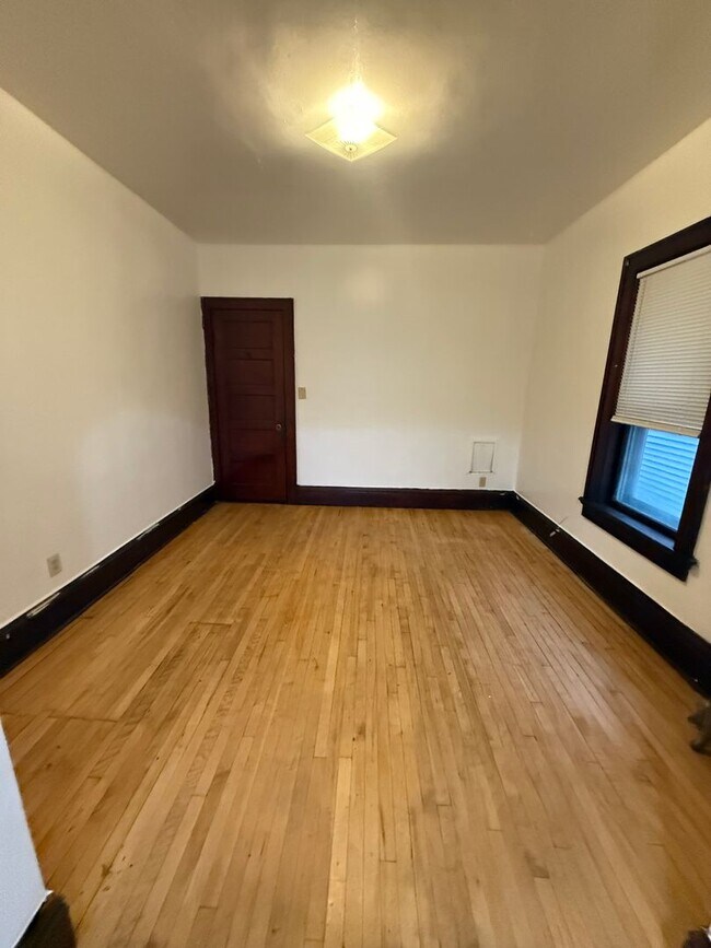 Building Photo - 2252-54 S 7th st