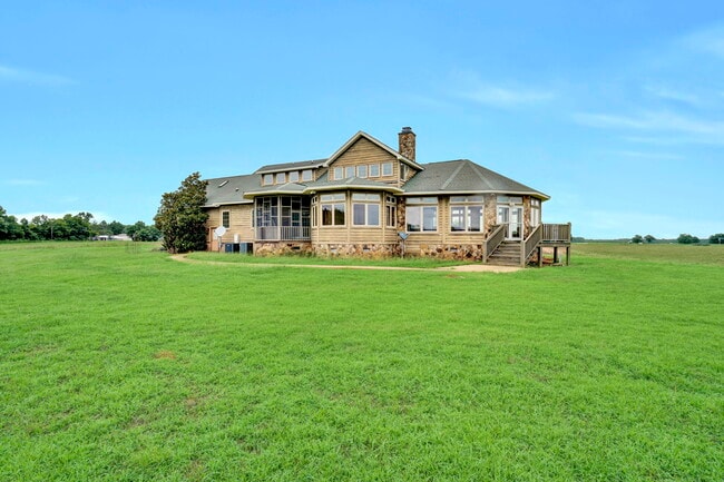 Building Photo - 3698 Bush River Rd